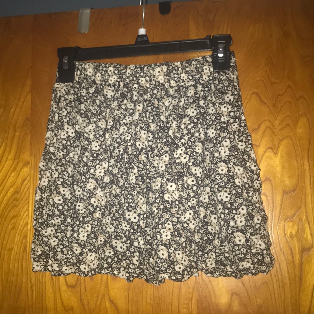 Brandy Melville floral skirt
